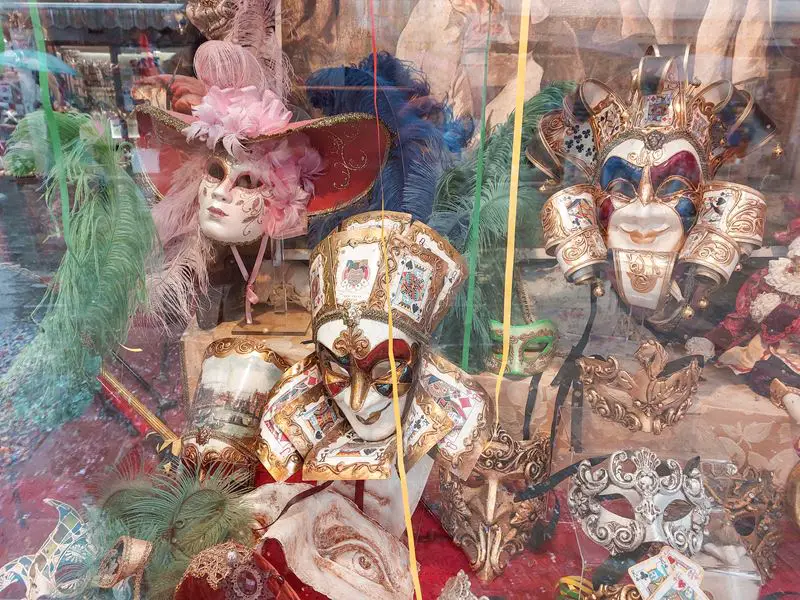 venecija: kaneredjo ca macana venecijanske maske