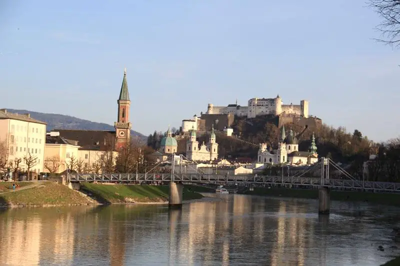 salcburg: pogled na grad i tvrđavu Hohensalzburg
