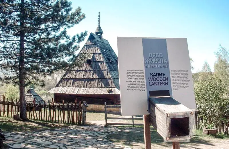 Upoznavanje sa istorijom ovog kraja u selu Sirogojno