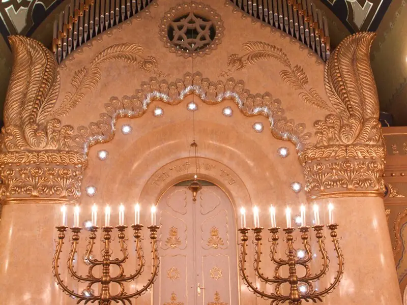 Zanemela sam pred lepotom druge najveće sinagoge u Evropi!