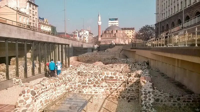 Džamija Banja-Baši izgrađena nad termama